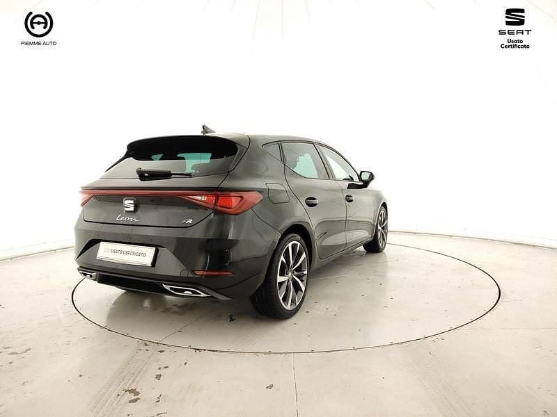 Usata Seat Leon FR 131 CV (96 kW) 2022 Nero Utilitaria