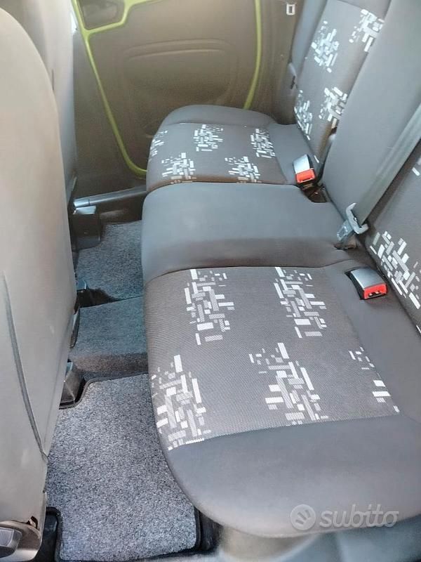 Usata Fiat Qubo Trekking 77 CV (56 kW) 2012 Verde Monovolume