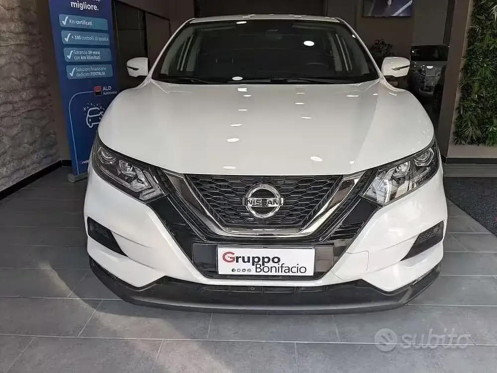 Usata Nissan Qashqai 131 CV (96 kW) 2018 Bianco SUV