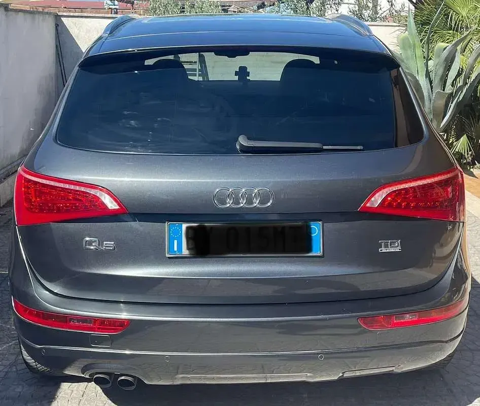 Usata Audi Q5 Advanced Plus 170 CV (125 kW) 2011 Grigio SUV