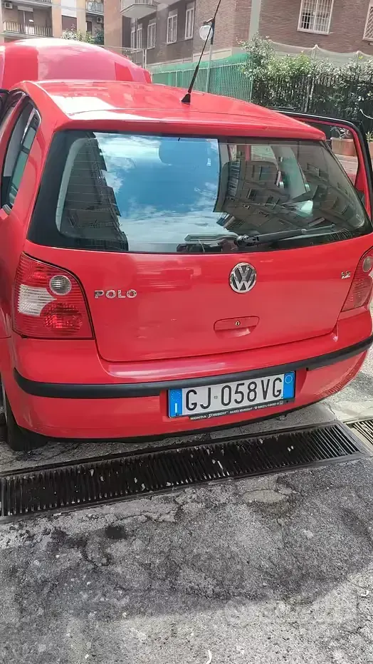 Usata VW Polo 64 CV (47 kW) 2004 Rosso Utilitaria