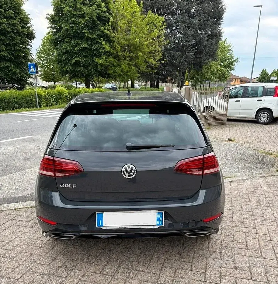 Usata VW Golf VII Trendline 116 CV (85 kW) 2019 Nero Berlina