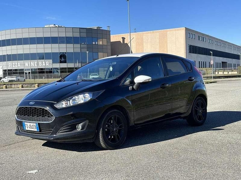 Usata Ford Fiesta 101 CV (74 kW) 2016 Berlina