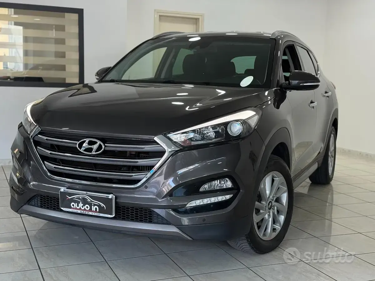 Usata Hyundai Tucson Xpossible 116 CV (85 kW) 2016 Grigio SUV