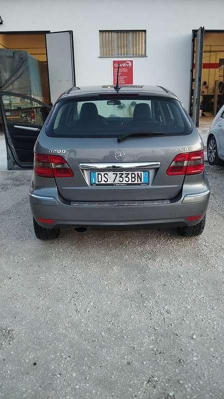 Usata Mercedes B200 Executive 140 CV (102 kW) 2009 Monovolume