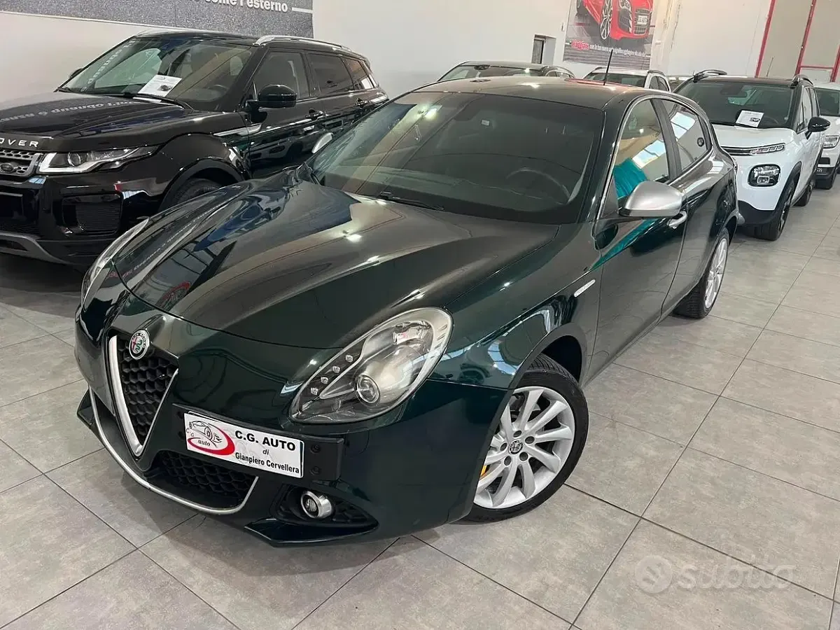 Usata Alfa Romeo Giulietta 120 CV (88 kW) 2020 Verde Utilitaria