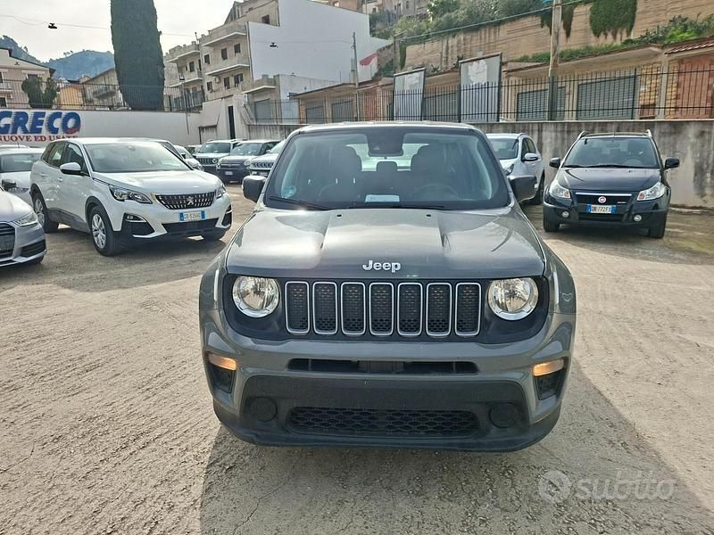 Usata Jeep Renegade Longitude 120 CV (88 kW) 2022 Grigio SUV