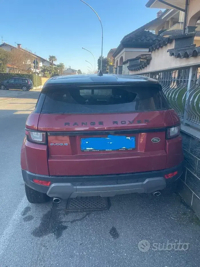 Usata Land Rover Range Rover evoque Pure 150 CV (110 kW) 2017 Rosso SUV