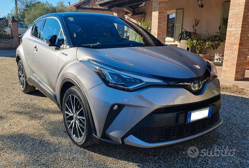 Usata Toyota C-HR Lounge 98 CV (72 kW) 2021 SUV