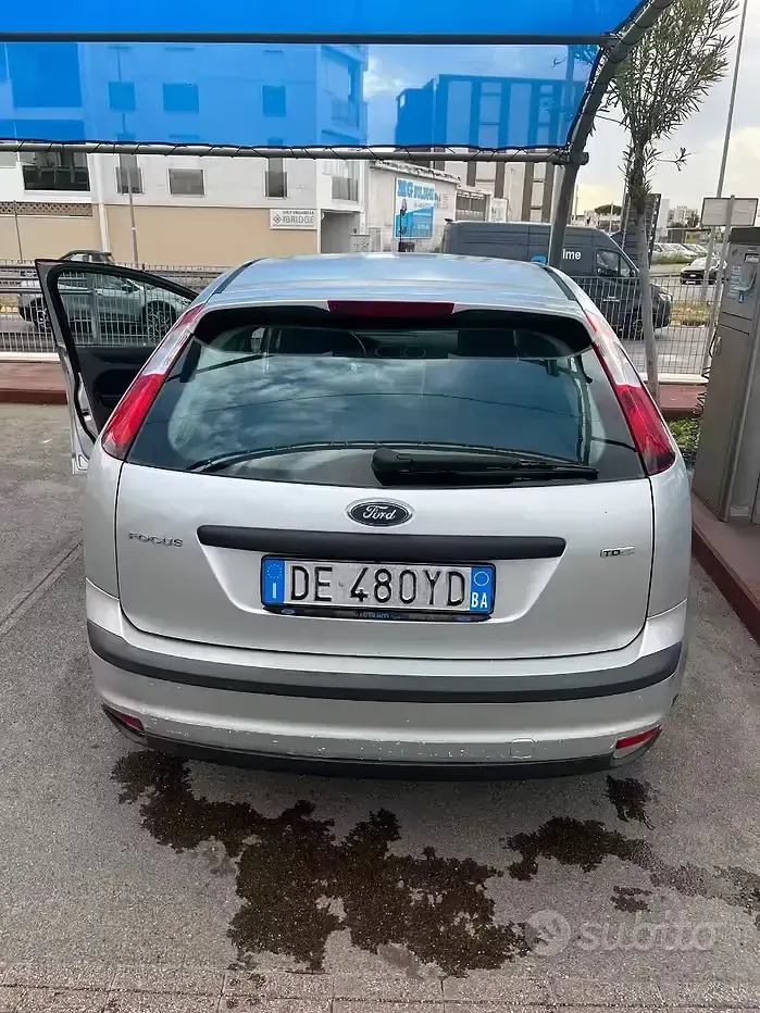 Usata Ford Focus 90 CV (66 kW) 2007 Berlina