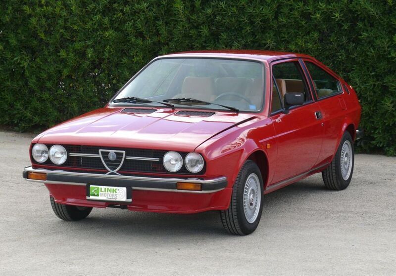 Usato 1982 Alfa Romeo Sprint 1.4 Benzin 86 CV (15.000 €)