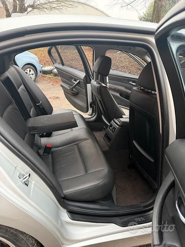 Usata BMW 320 163 CV (119 kW) 2006 Grigio Berlina