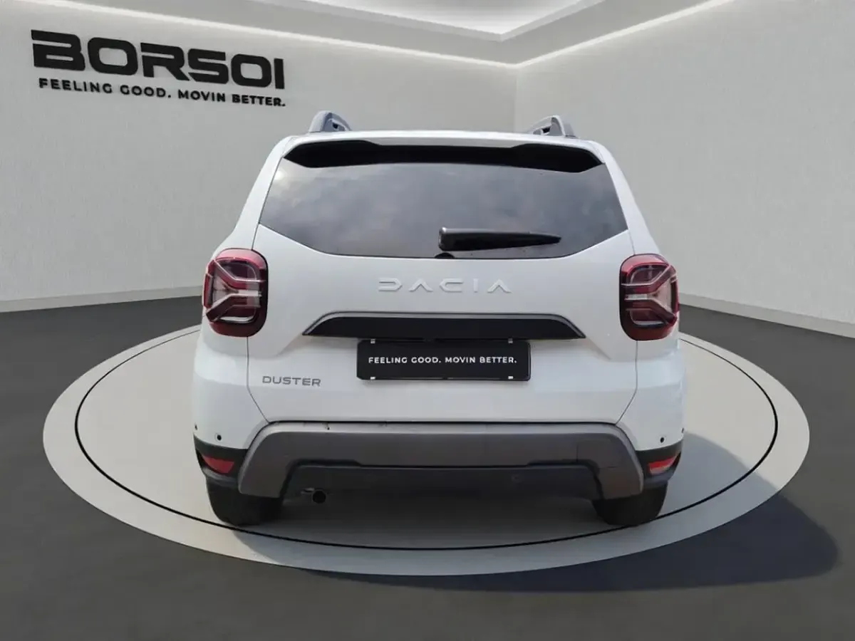 Usata Dacia Duster Journey 101 CV (74 kW) 2023 Bianco ghiaccio SUV