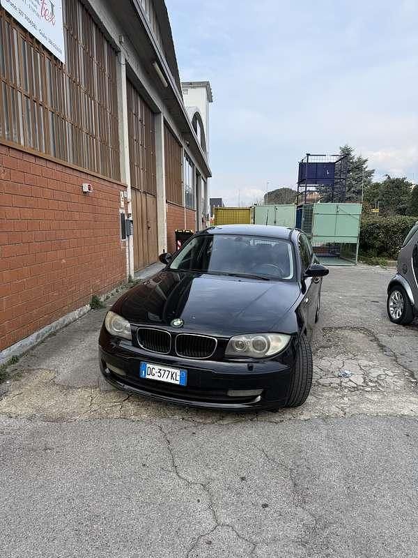 Usata BMW 118 143 CV (105 kW) 2007 Utilitaria