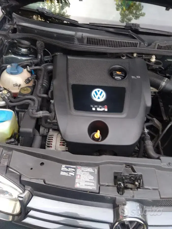 Usata VW Golf IV 101 CV (74 kW) 2003 Nero Station wagon