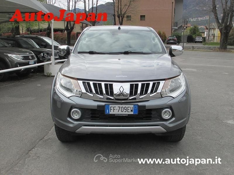 Usata Mitsubishi L200 Intense 154 CV (113 kW) 2016 Grigio Pick-up