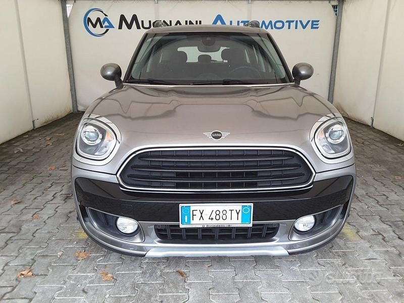 Usata Mini One D Countryman Hype 116 CV (85 kW) 2019 Grigio SUV