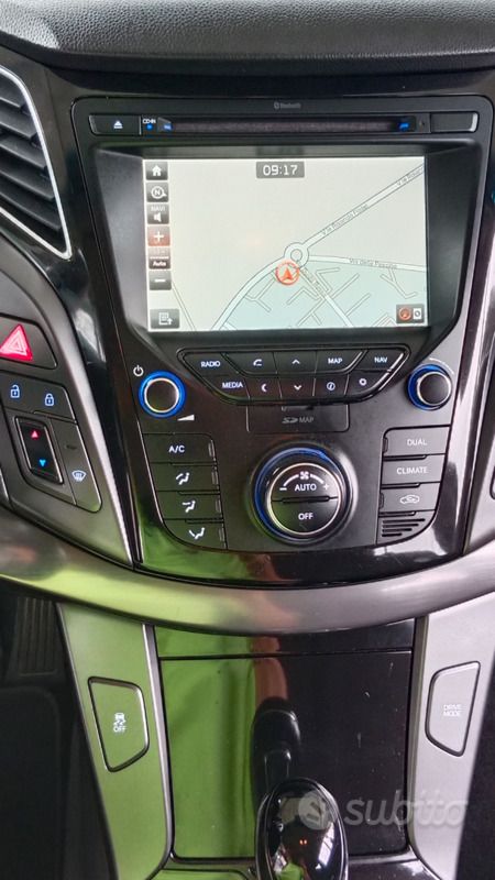 Usata Hyundai i40 136 CV (100 kW) 2017 Nero Station wagon