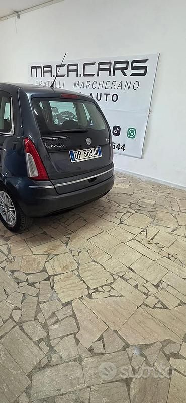 Usata Lancia Musa 90 CV (66 kW) 2008 Monovolume