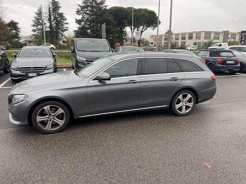 Occasion Mercedes E220 Business 194 ch (142 kW) 2017 Gris Break