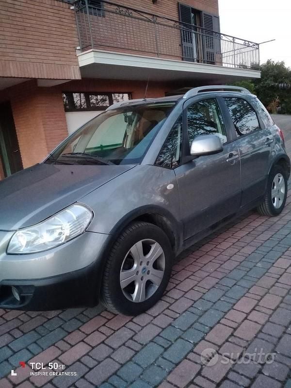Usata Fiat Sedici 120 CV (88 kW) 2006 SUV