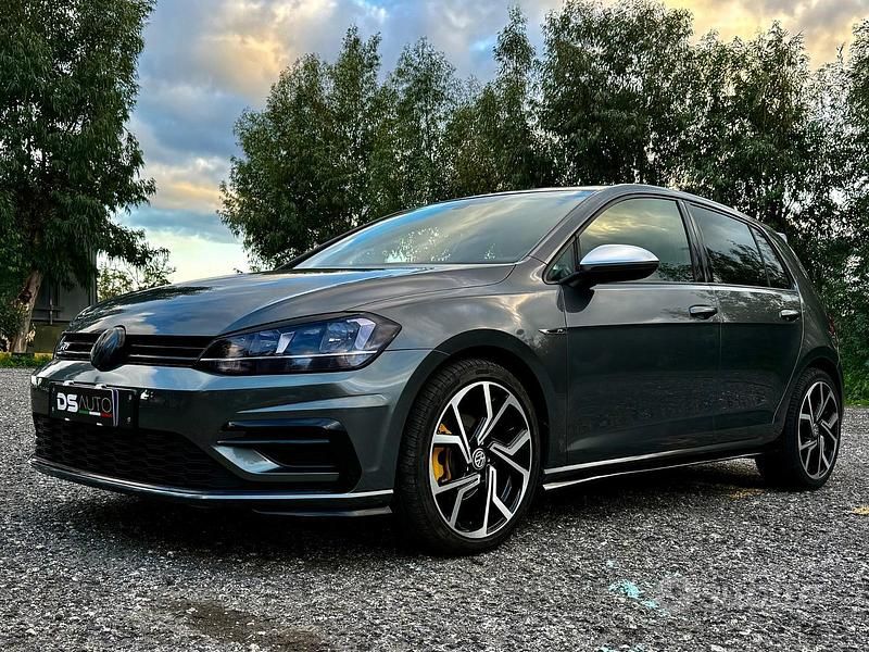 Usata VW Golf VII Sport 115 CV (84 kW) 2018 Grigio Berlina