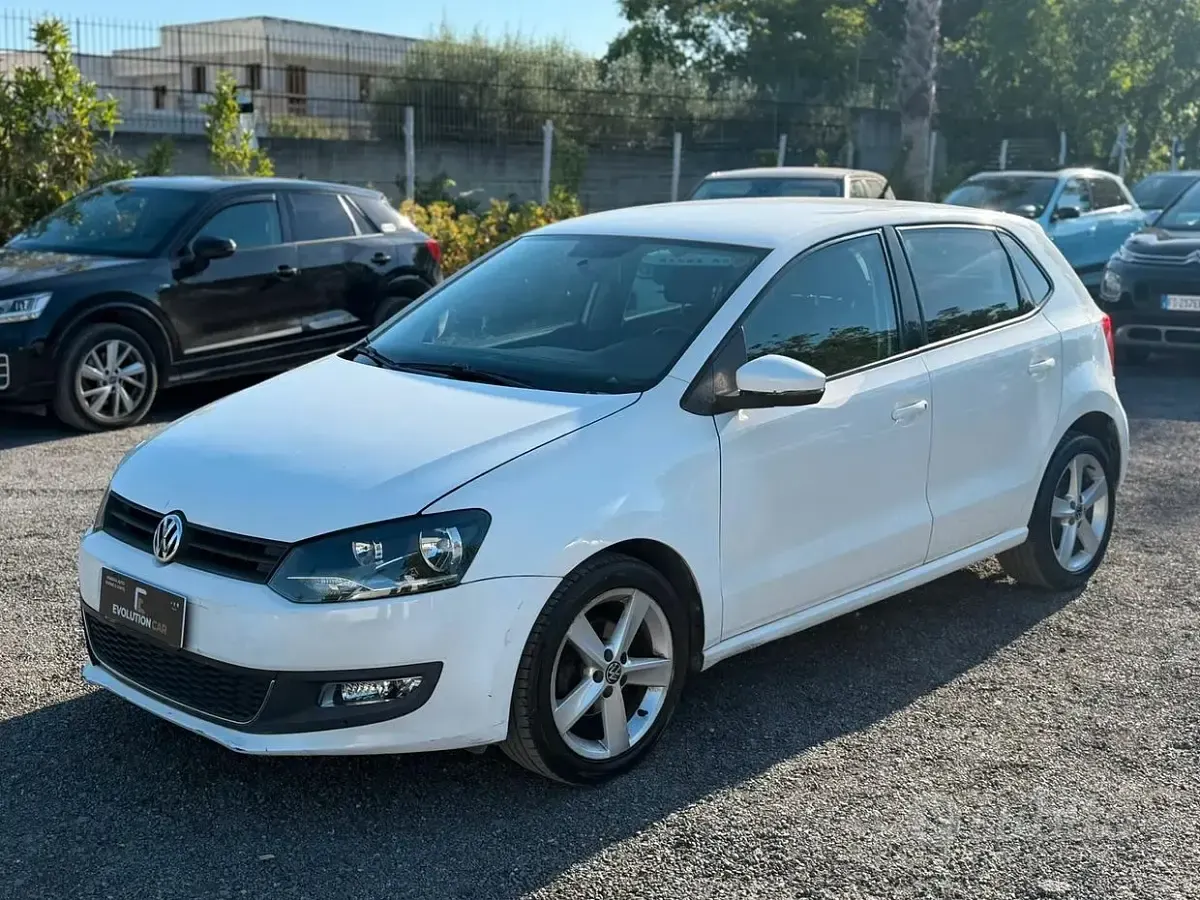 Usata VW Polo 82 CV (60 kW) 2013 Bianco Utilitaria