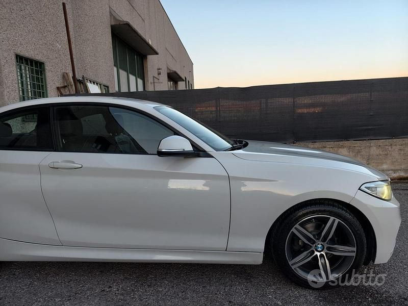 Usata BMW 218 M Sport 136 CV (100 kW) 2015 Bianco Coupé