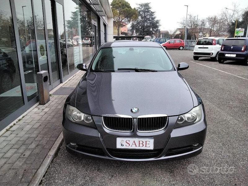 Usata BMW 320 Efficient Dynamics 163 CV (119 kW) 2006 Grigio Station wagon