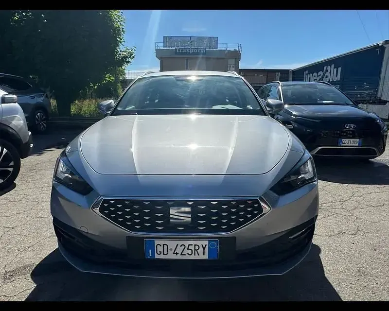 Usata Seat Leon XCELLENCE 150 CV (110 kW) 2021 Argento Station wagon