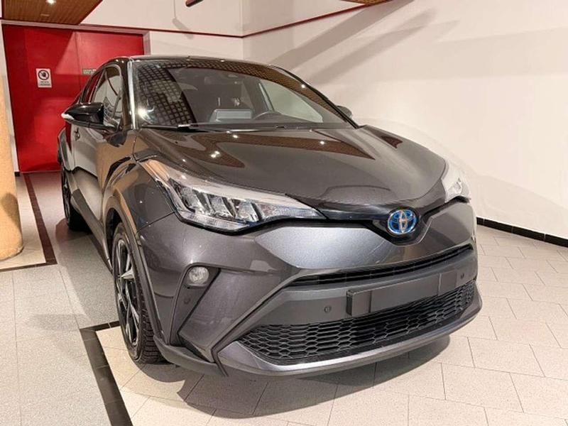 Usata Toyota C-HR Trend 152 CV (111 kW) 2023 Grigio SUV