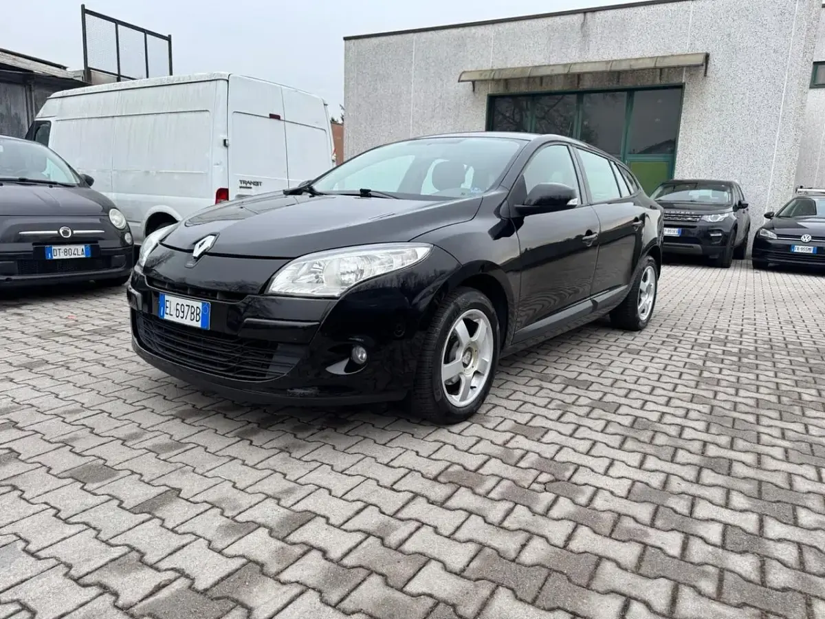 Usado Renault Mégane GT Line GT-Line 110 CV (80 kW) 2011 Negro Familiar
