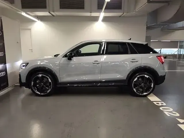 Nuova Audi Q2 Comfort 150 CV (110 kW) 2026 Grigio freccia perla SUV