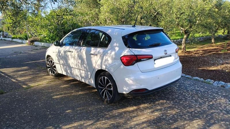 Usata Fiat Tipo Lounge 120 CV (88 kW) 2017 Berlina
