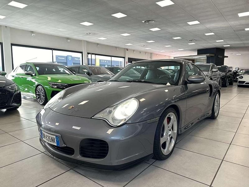 Usata Porsche 996 420 CV (308 kW) 2001 Grigio Coupé