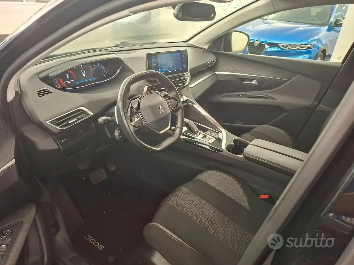 Usata Peugeot 3008 Business-Line 131 CV (96 kW) 2021 Nero SUV