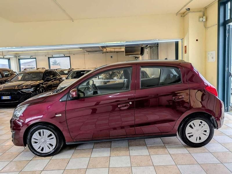 Usata Mitsubishi Space Star Invite 71 CV (52 kW) 2020 Bourdeaux metallizzato Utilitaria