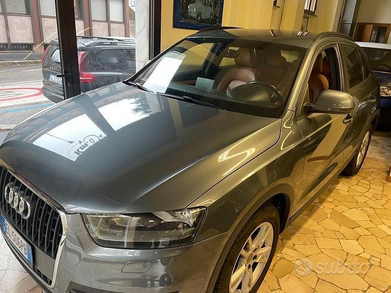 Usata Audi Q3 Advanced Plus 170 CV (125 kW) 2012 Grigio SUV