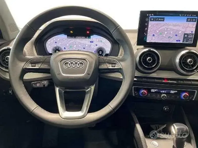 Usata Audi Q2 Advanced Plus 150 CV (110 kW) 2024 Argento SUV