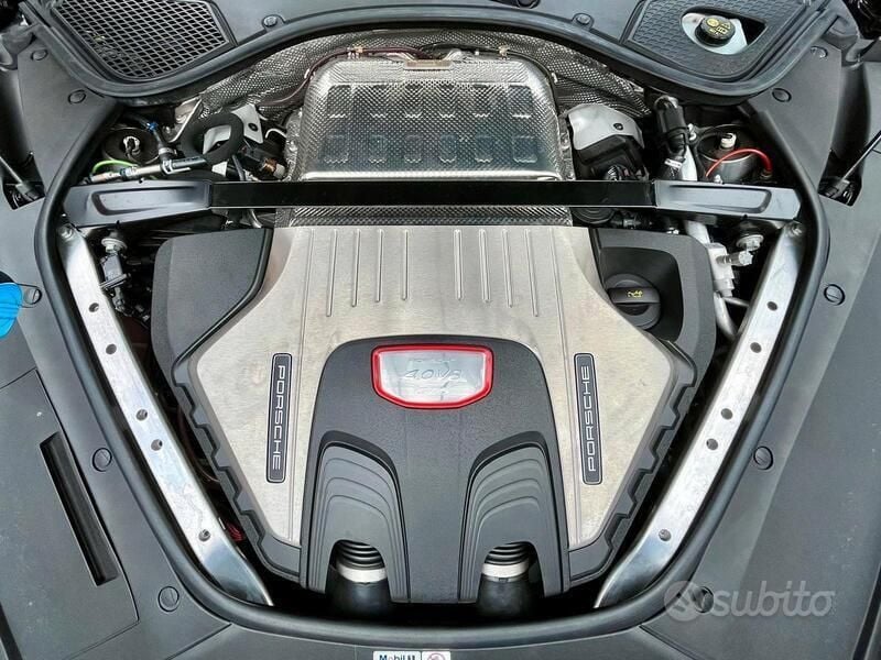 Usata Porsche Panamera 460 CV (338 kW) 2019 Nero Berlina