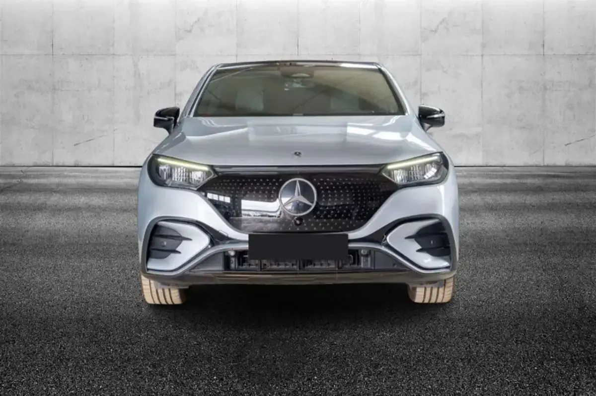 Usata Mercedes EQE300 AMG Line Premium 108 kW (148 CV) 2024 Argento SUV
