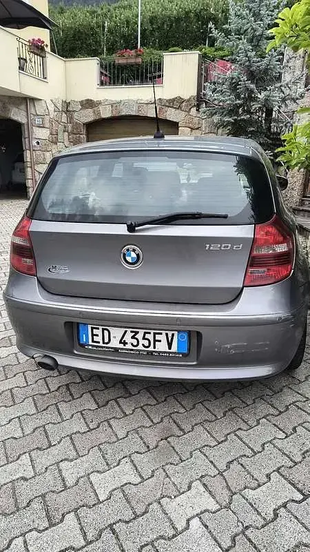Usata BMW 120 177 CV (130 kW) 2010 Utilitaria