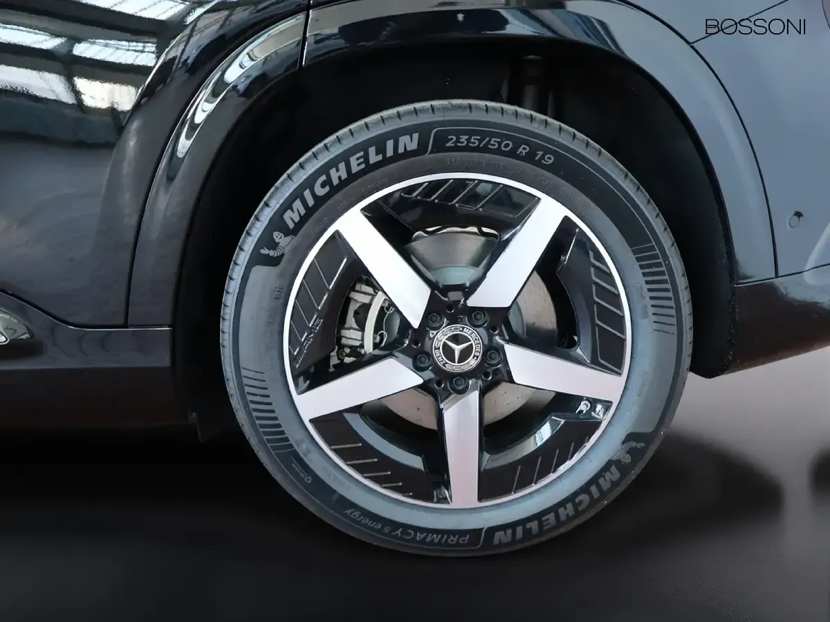 Nuova Mercedes GLB200 Advanced Plus 163 CV (119 kW) 2026 Nero SUV