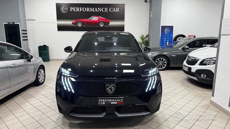 Usata Peugeot 3008 Allure 136 CV (100 kW) 2025 Nero SUV