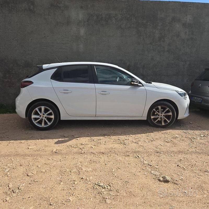 Usata Opel Corsa 69 CV (50 kW) 2021 Bianco Berlina