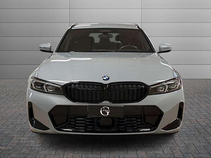 Usata BMW 320 M Sport 190 CV (139 kW) 2025 Grigio Station wagon