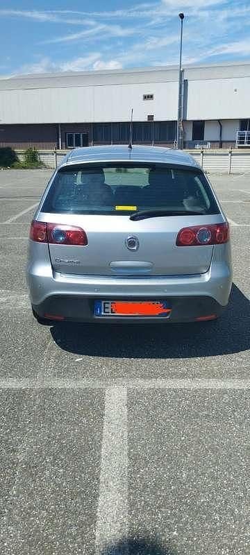 Usata Fiat Croma Active 140 CV (102 kW) 2010 Argento Station wagon