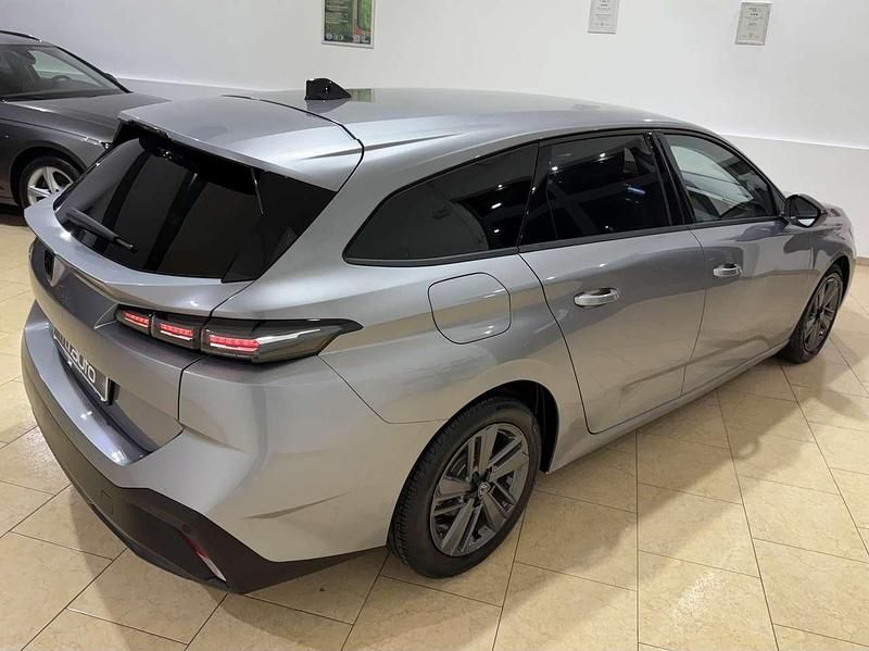 Usata Peugeot 308 SW Active 131 CV (96 kW) 2022 Other Station wagon