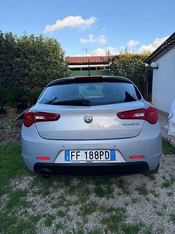Usata Alfa Romeo Giulietta 120 CV (88 kW) 2016 Utilitaria