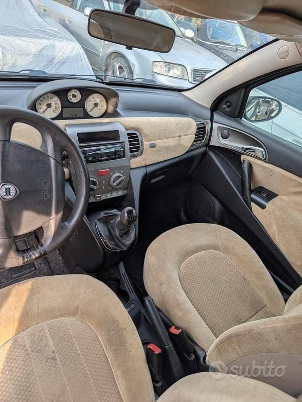 Usata Lancia Ypsilon 2004 Nero Utilitaria